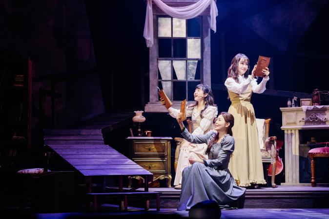 <Bronte> Musical Scene