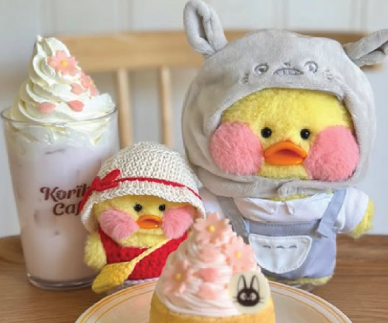 FANFANCHUU Fandom's Dress-Up Activities
