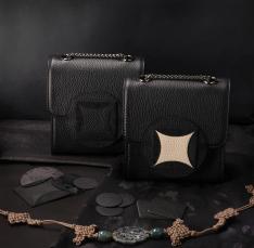 Korean Wearable Crafts Leather Bag