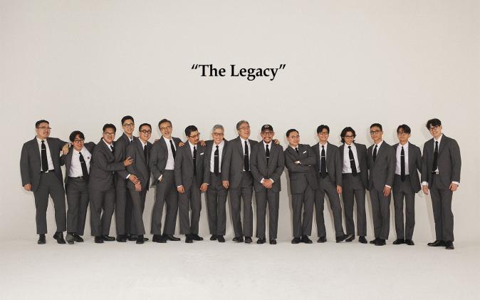This iconic campaign features REnacts' signature 'Sack Suit,' worn by a diverse group of men ranging from their 20s to 60s. Instead of following fleeting trends, the image visually demonstrates how the authentic American 'Sack Suit' silhouette elegantly complements men of all ages and body types. It serves as a powerful testament to REnacts' brand philosophy—pursuing timeless value and sartorial excellence that transcends generational boundaries through superior pattern-making and craftsmanship.