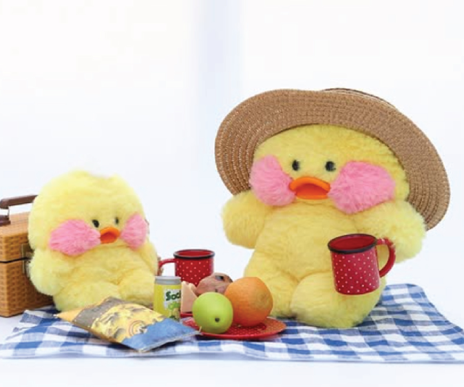FANFANCHUU Plush Doll