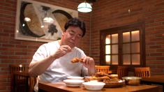 Korean Freid Chicken Rhapsody Presenter PAIK JONG WON