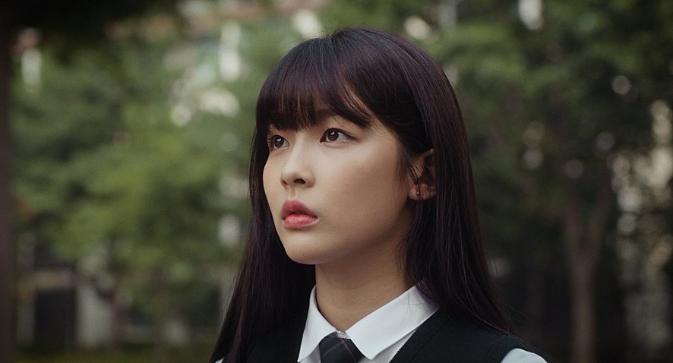 The main character, Seoyoon. Screenshot.