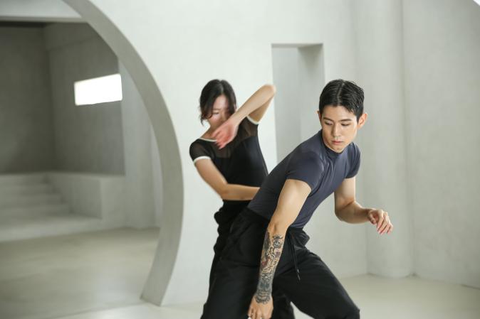 ONNN On Pants – unisex sweatpants with stretch fabric and minimal design, comfortable for everyday wear.