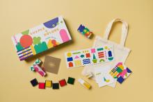 SHAPES & COLORS Stencil Art Kit